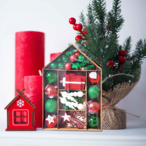 Alternative view of Novogodisnji ukras Lampioni sa novogodisnjim motivima zeleno, crveno, beli set